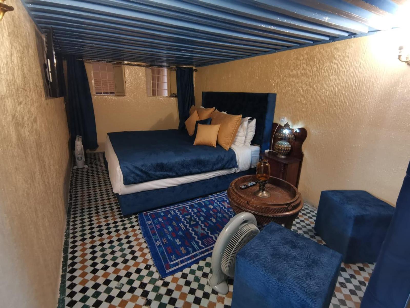Riad Avec Terrasse Privee Et Piscine Partagee A 300M Fez Exterior foto